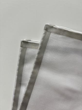 Les pochettes de costume » Les blancs » Mouchoir de poche amalfi blanc à satin gris perle Les pochettes de costume » Les blancs » Mouchoir de poche amalfi blanc à satin gris perle
